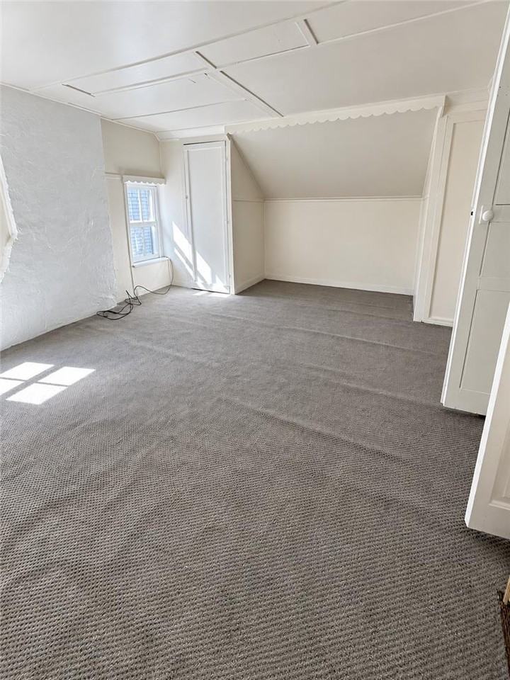 748 N 8th St - Photo 3 of 7