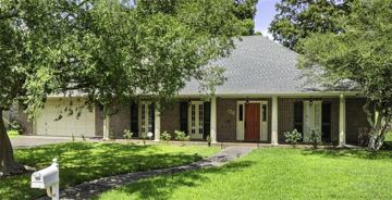 featured image of 178 Chateau Latour Dr
