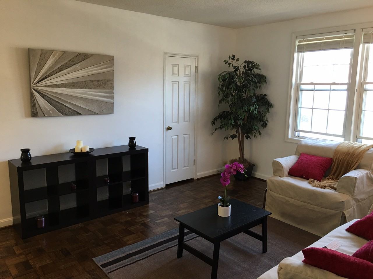 222 North Thomas Street - Photo 2 of 20