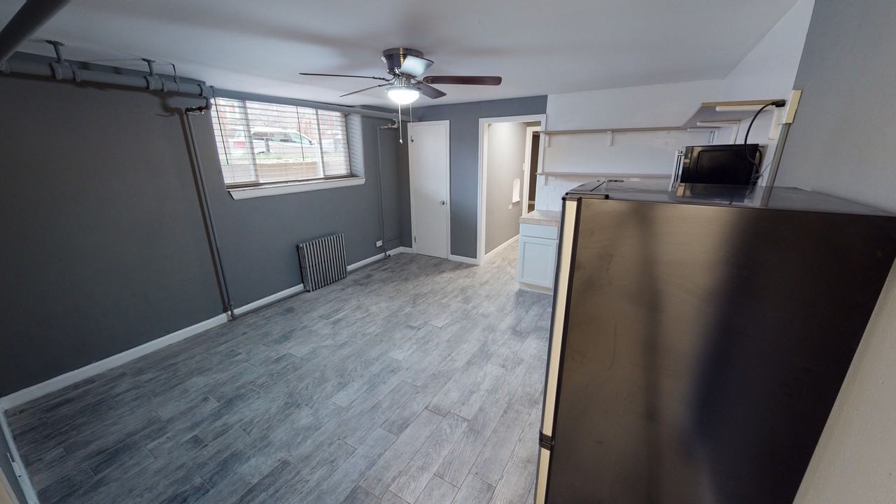 1375 North Pearl Street #2 - Photo 7 of 19