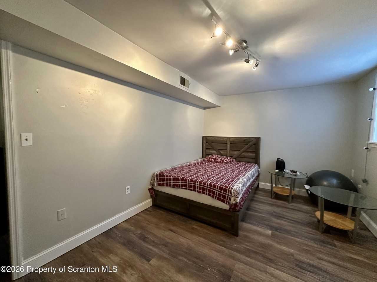 8 Briarwood Way - Photo 6 of 10
