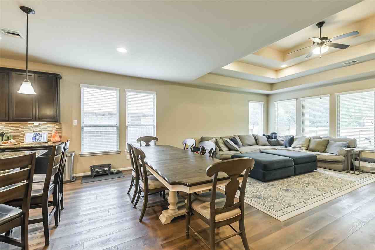 111 Quail Meadow Dr - Photo 6 of 30
