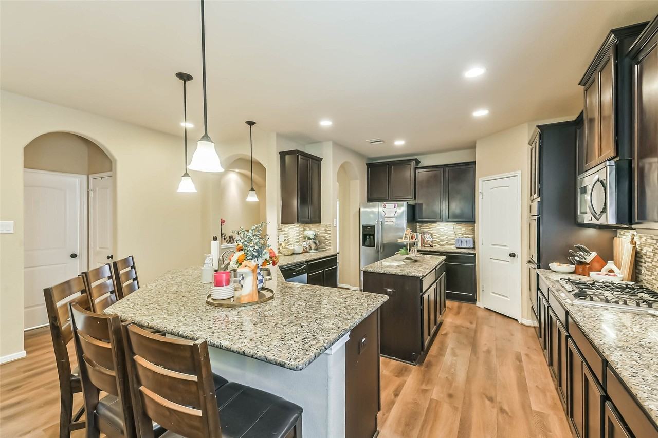 111 Quail Meadow Dr - Photo 7 of 30