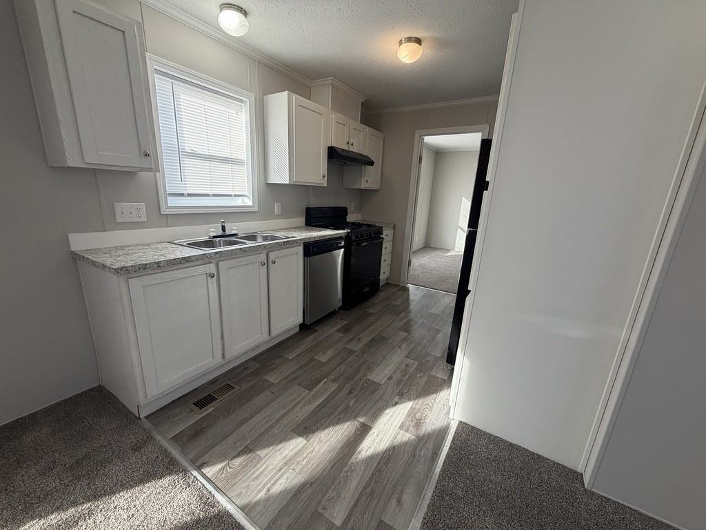 38027 Leverette Ave #498 - Photo 7 of 25