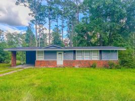 featured image of 1013 Hillside Dr #1