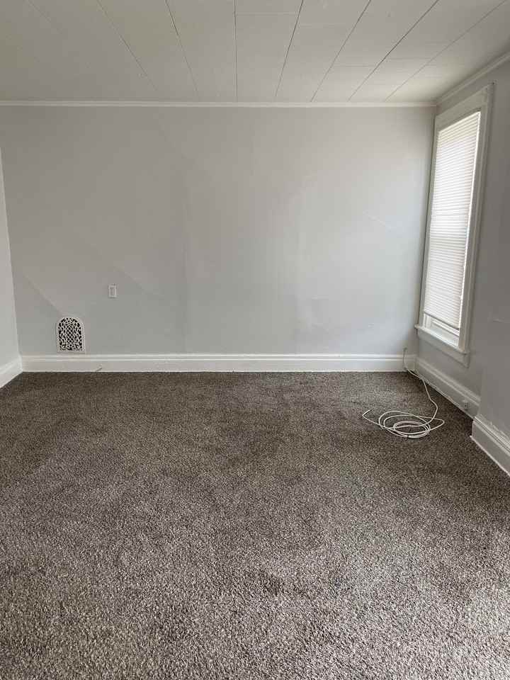 101 Thorndale Ter #2 - Photo 5 of 8