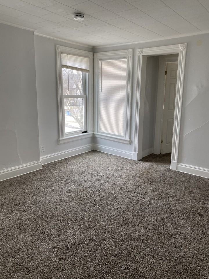 101 Thorndale Ter #2 - Photo 6 of 8