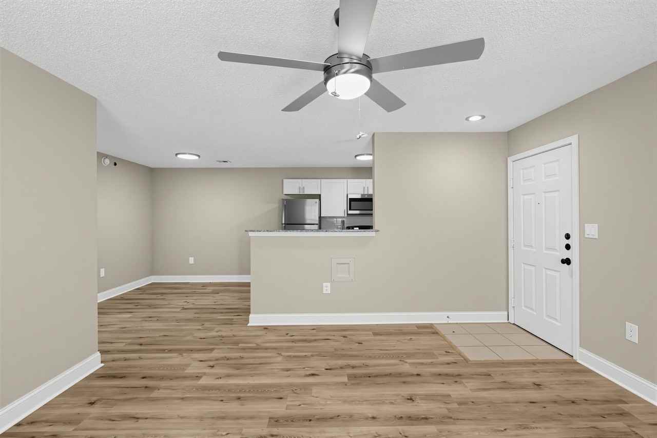 Fairway Flats - Photo 3 of 50