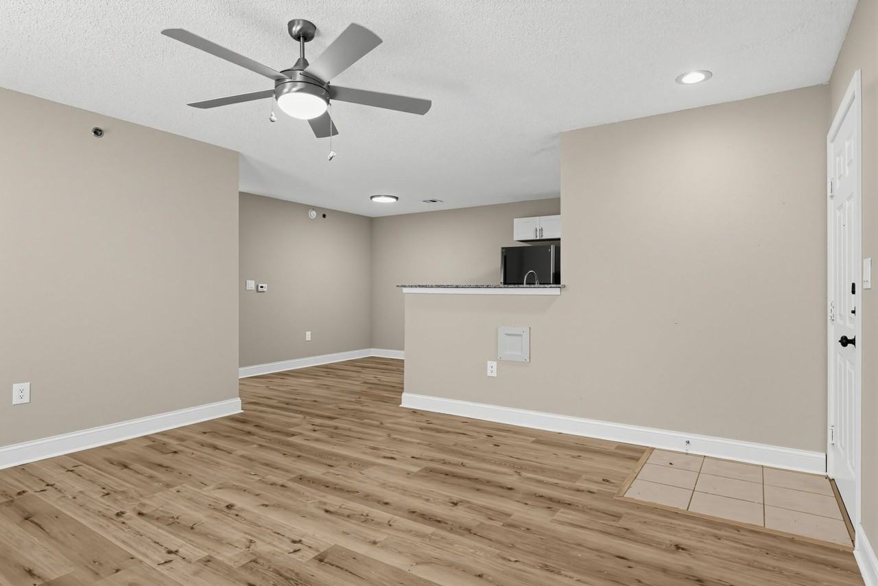 Fairway Flats - Photo 6 of 50