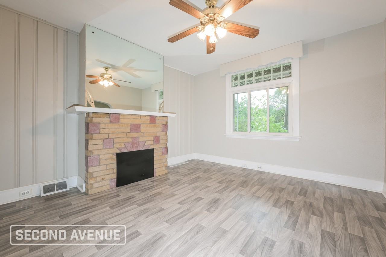 1406 Orangewood Ave - Photo 2 of 17