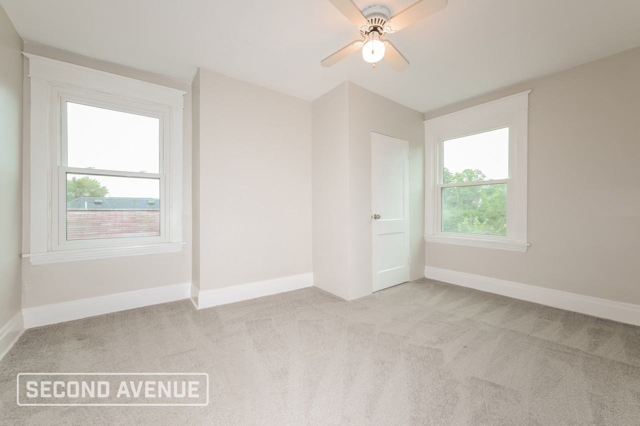 1406 Orangewood Ave - Photo 6 of 17