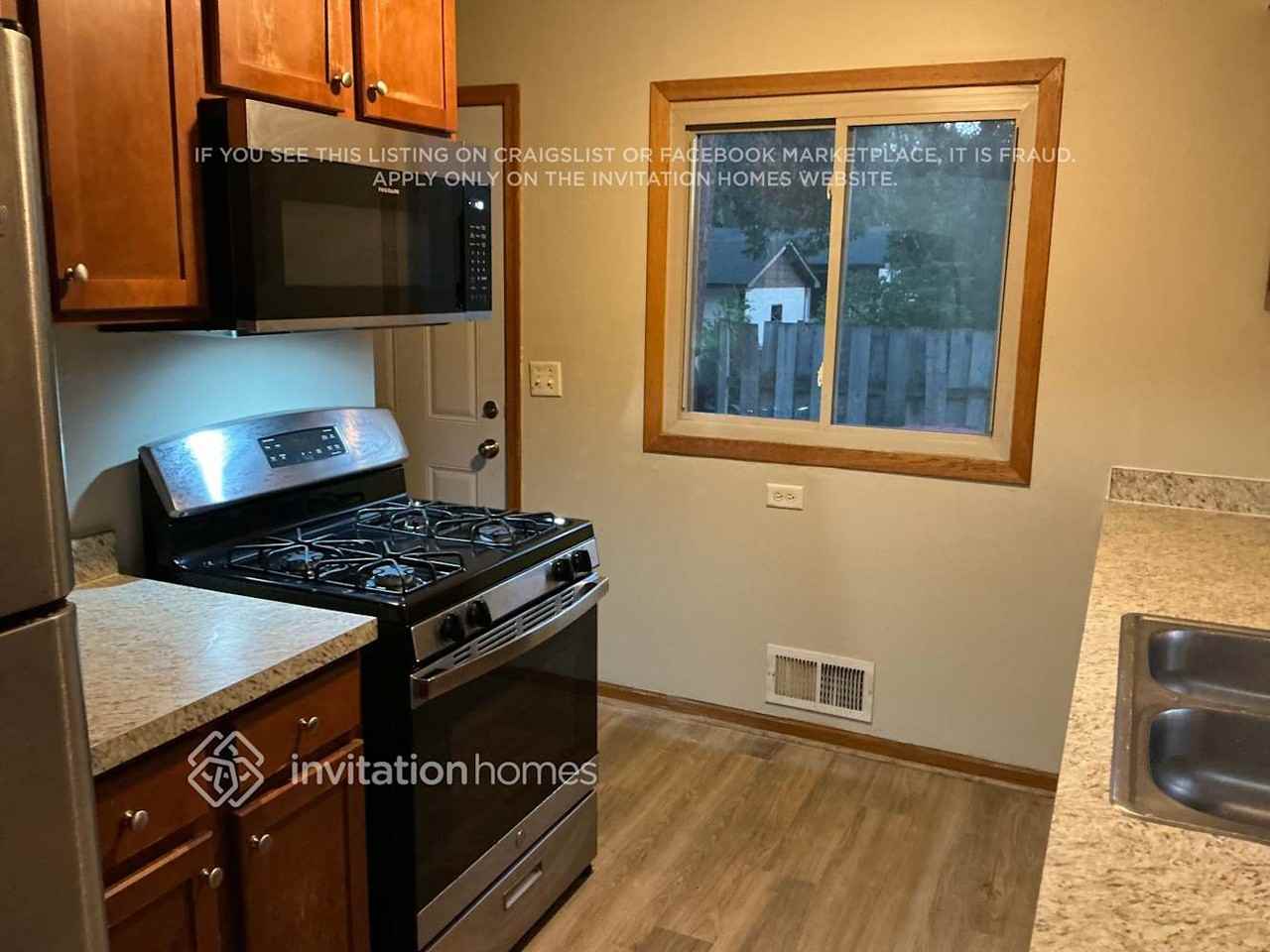 13162 Johnson St Ne - Photo 6 of 16