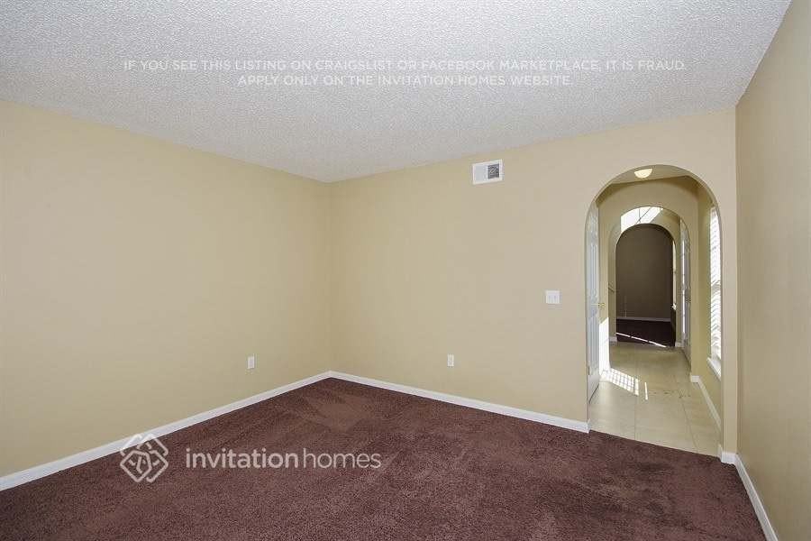 404 Danube Way - Photo 2 of 16