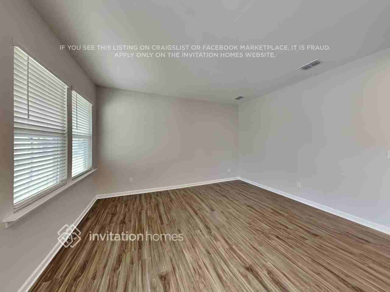 2037 Blue Sky Ave - Photo 6 of 33