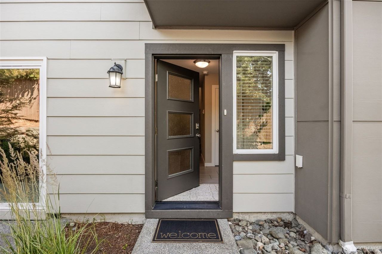 15113 40th Ave W #C1 - Photo 3 of 24