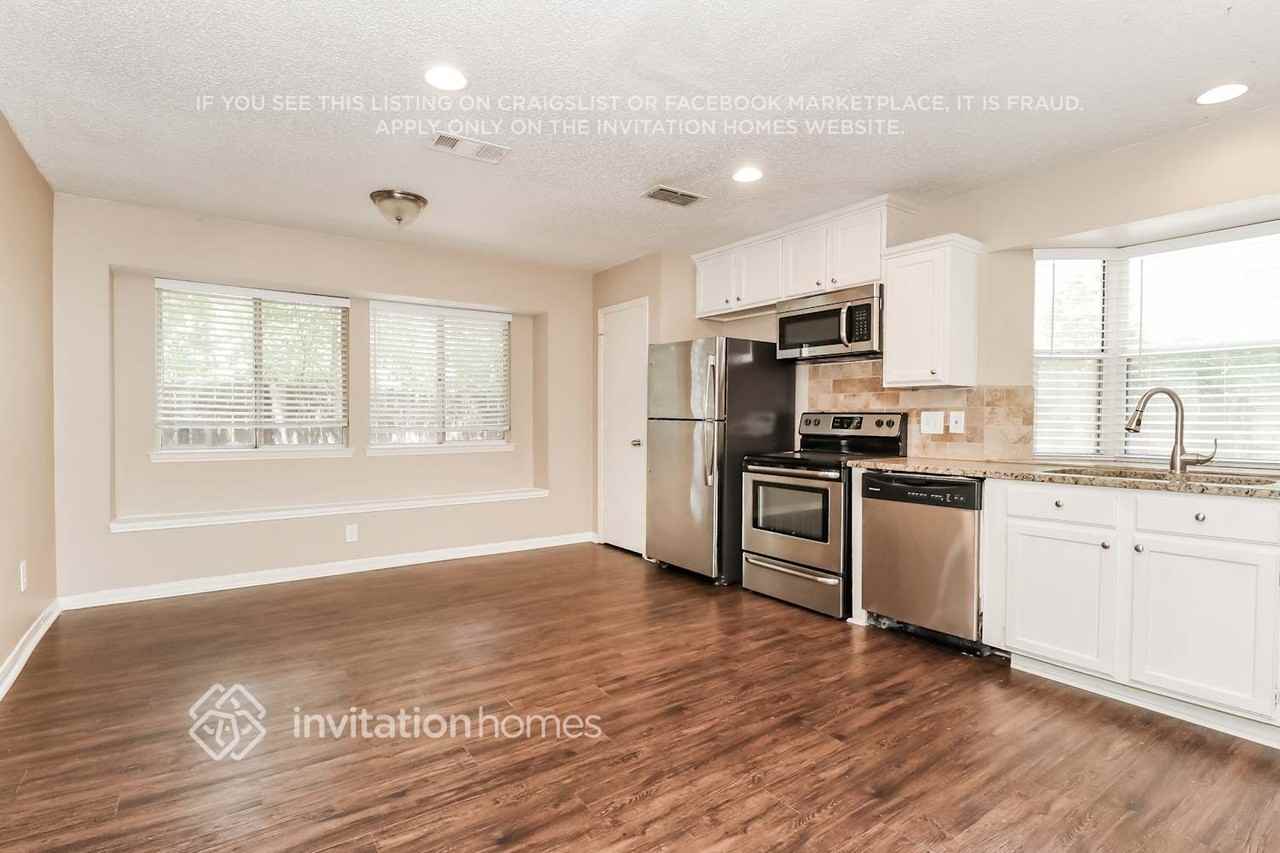 5807 Polo Club Dr - Photo 6 of 18