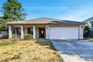 featured image of 2807 Custer Dr