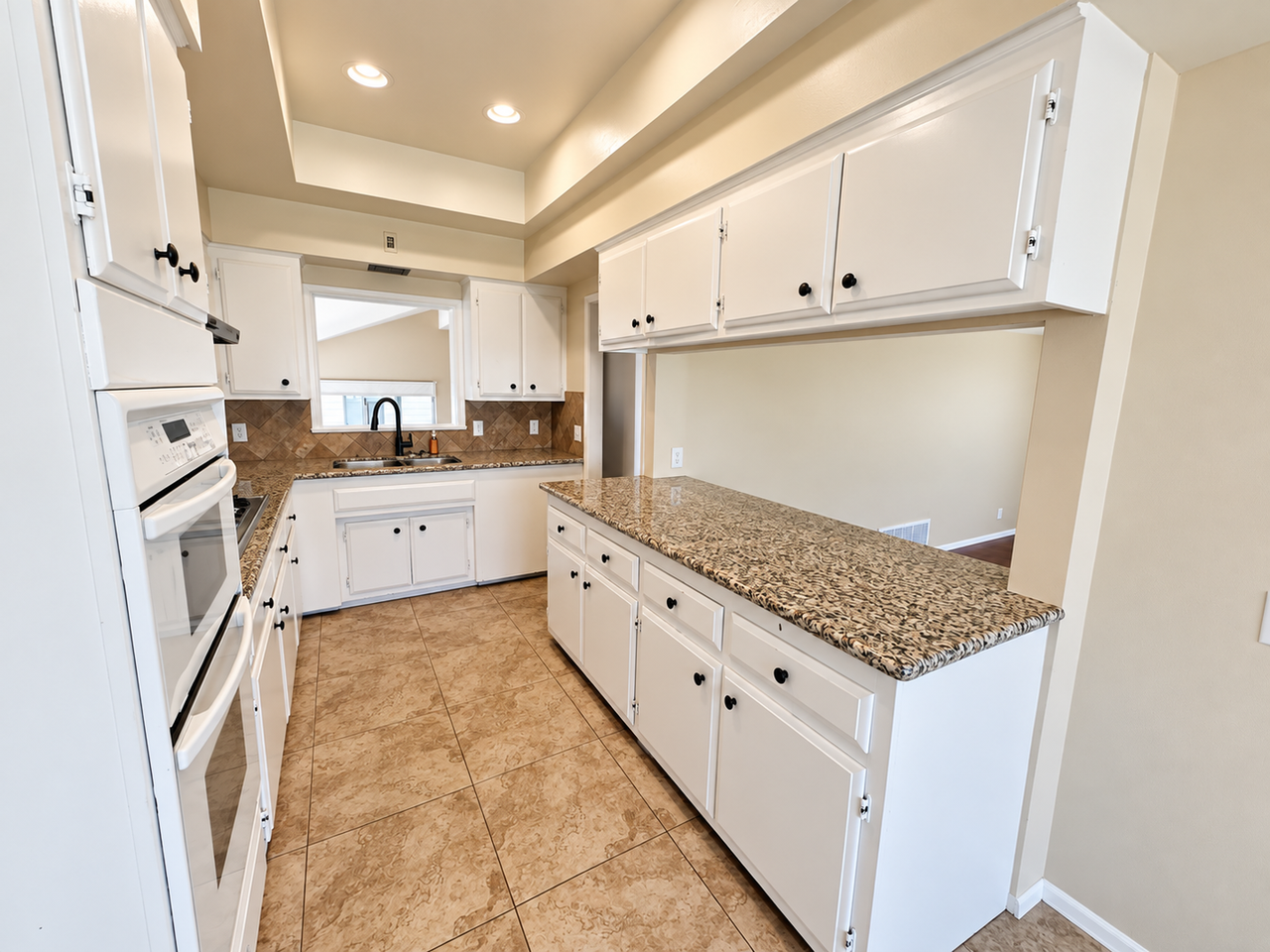 8451 19th Street - Photo 5 of 35