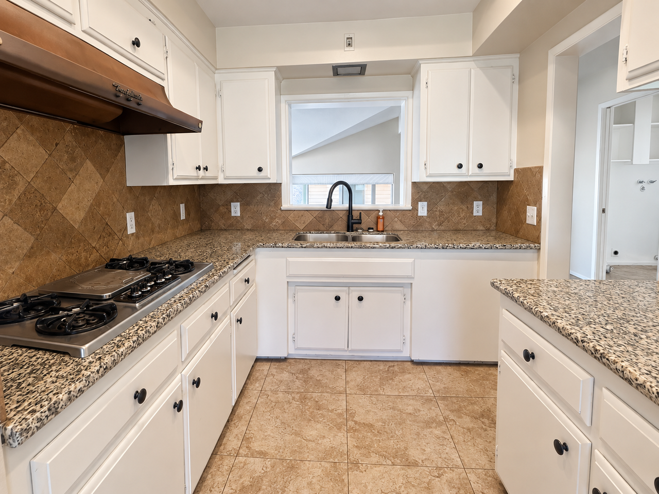 8451 19th Street - Photo 6 of 35