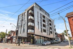 Queen St W & Bathurst St #404 - Photo 1 of 1