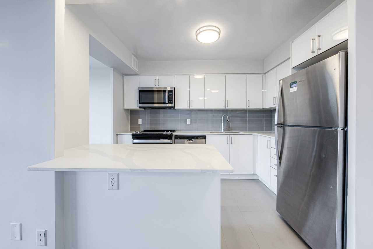 360 Torrance St. - Photo 4 of 40
