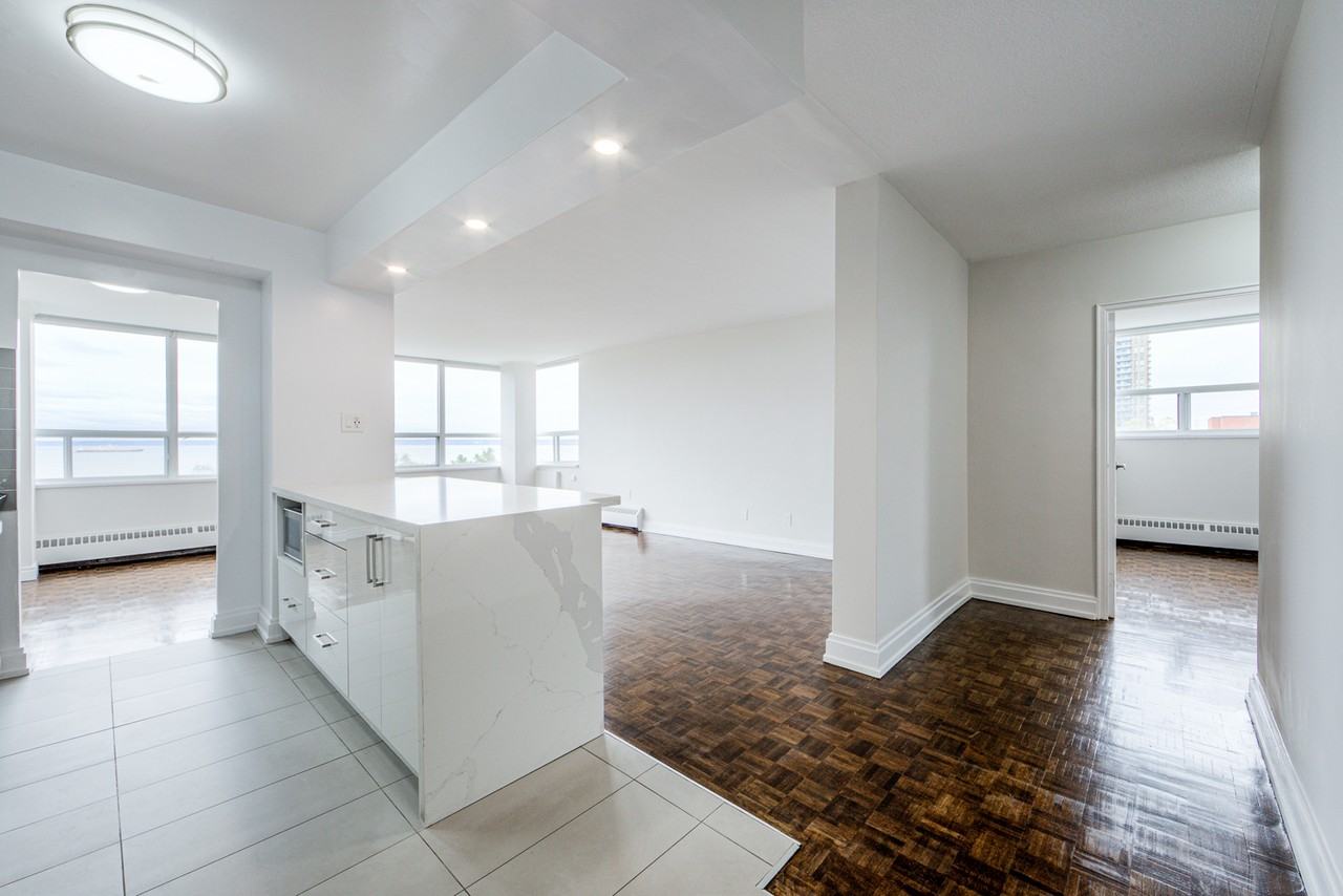 360 Torrance St. - Photo 5 of 40