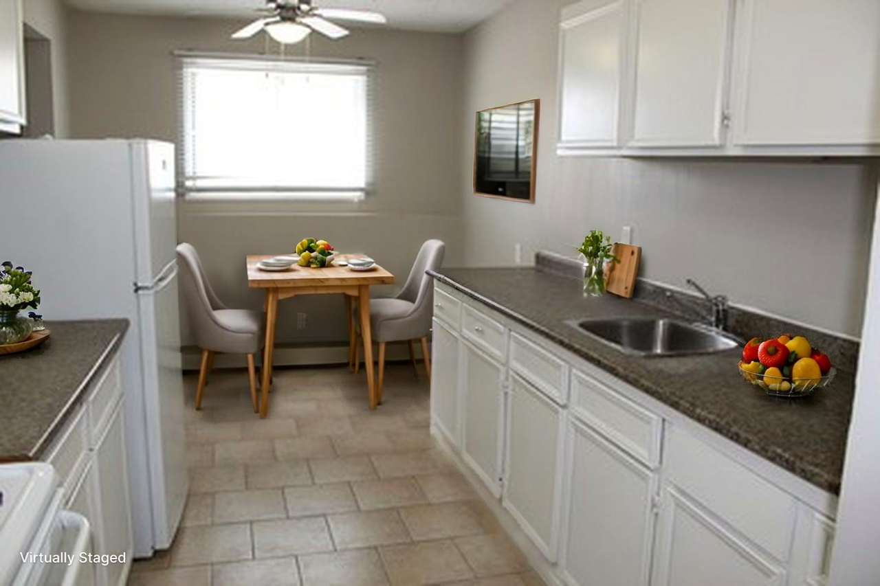 Meadow Green Apartments - Photo 3 of 20