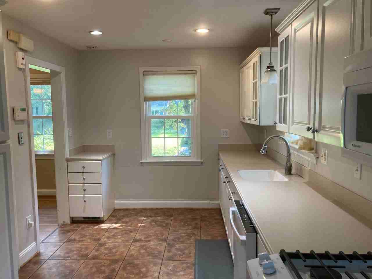 5203 Elsmere Ave - Photo 7 of 20