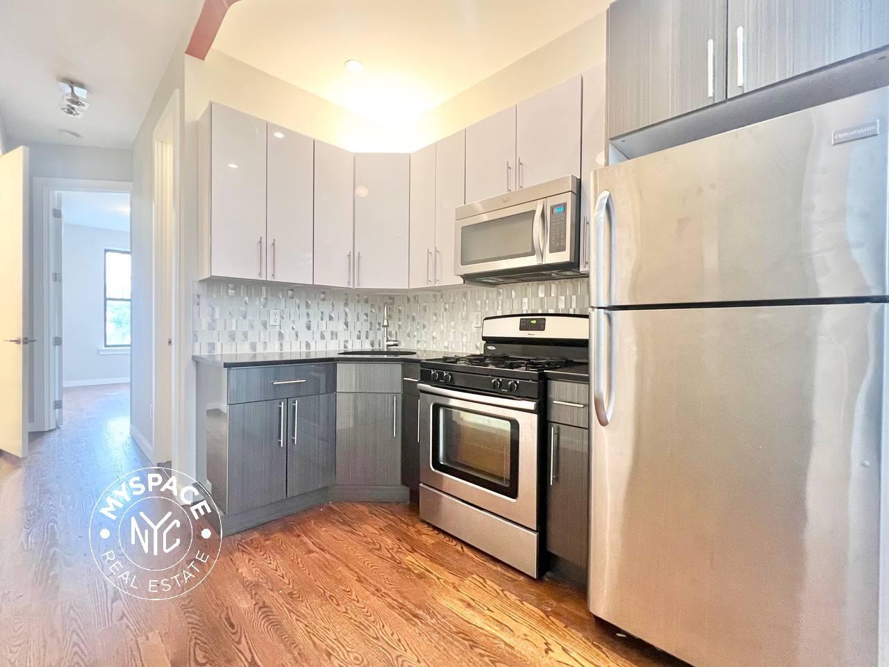 188 Stockholm St #2L - Photo 2 of 10