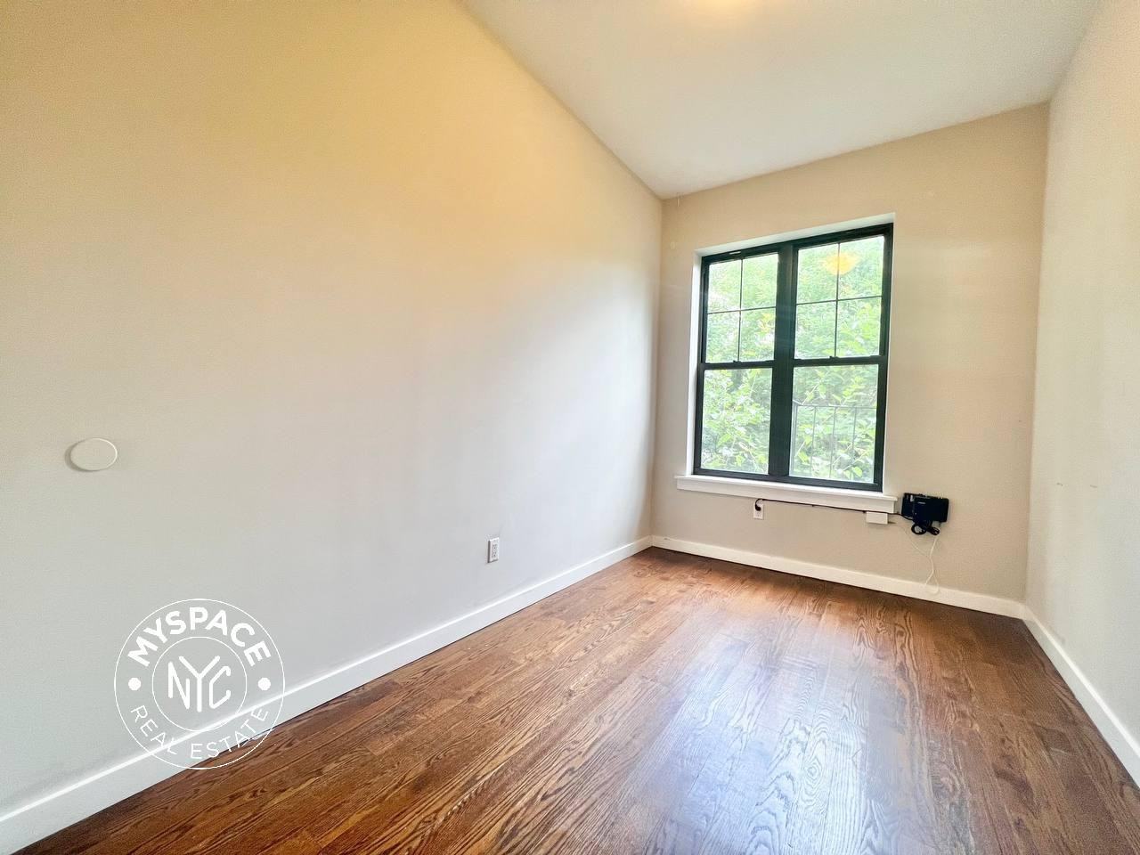 188 Stockholm St #2L - Photo 4 of 10