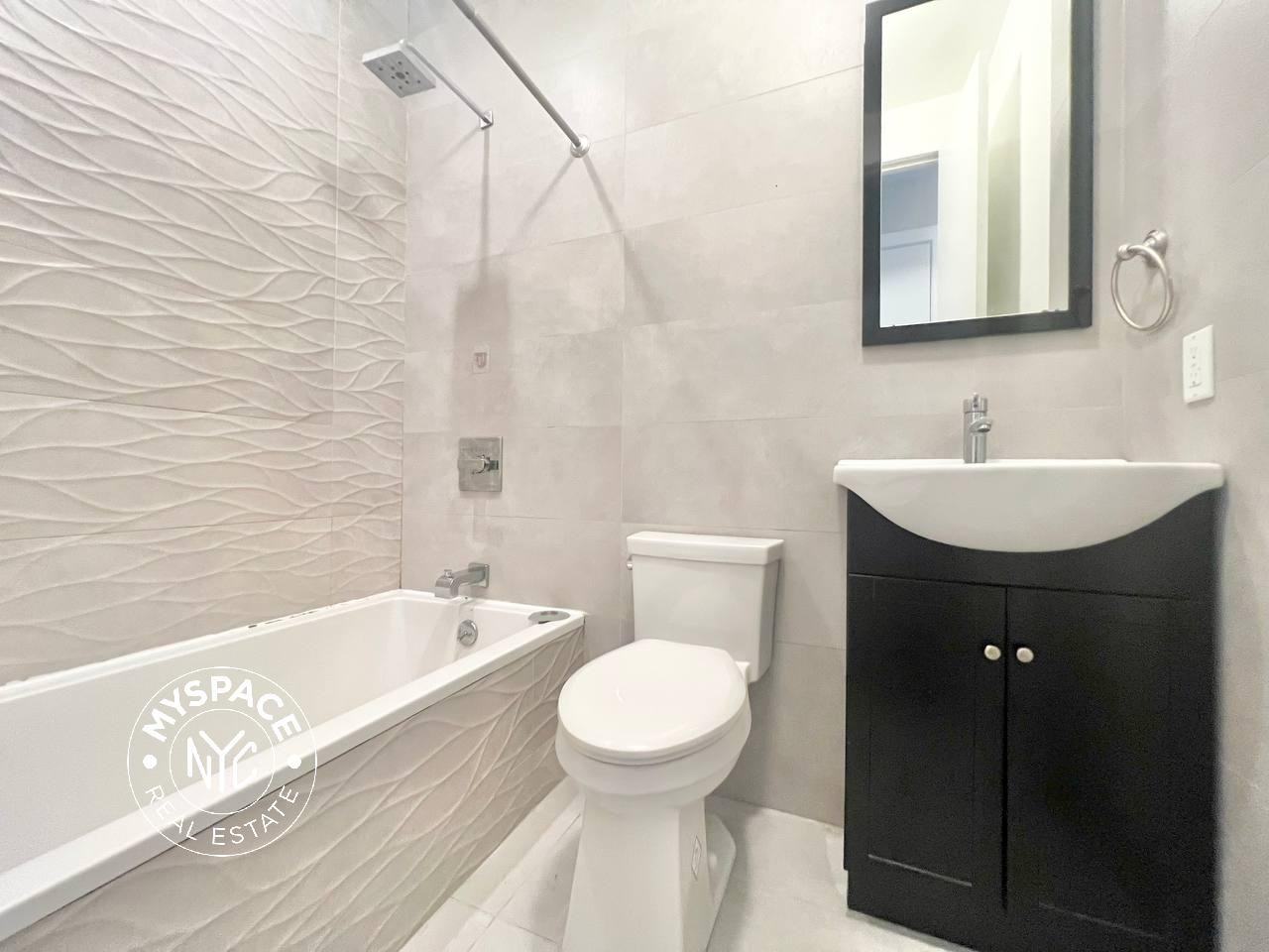 188 Stockholm St #2L - Photo 5 of 10