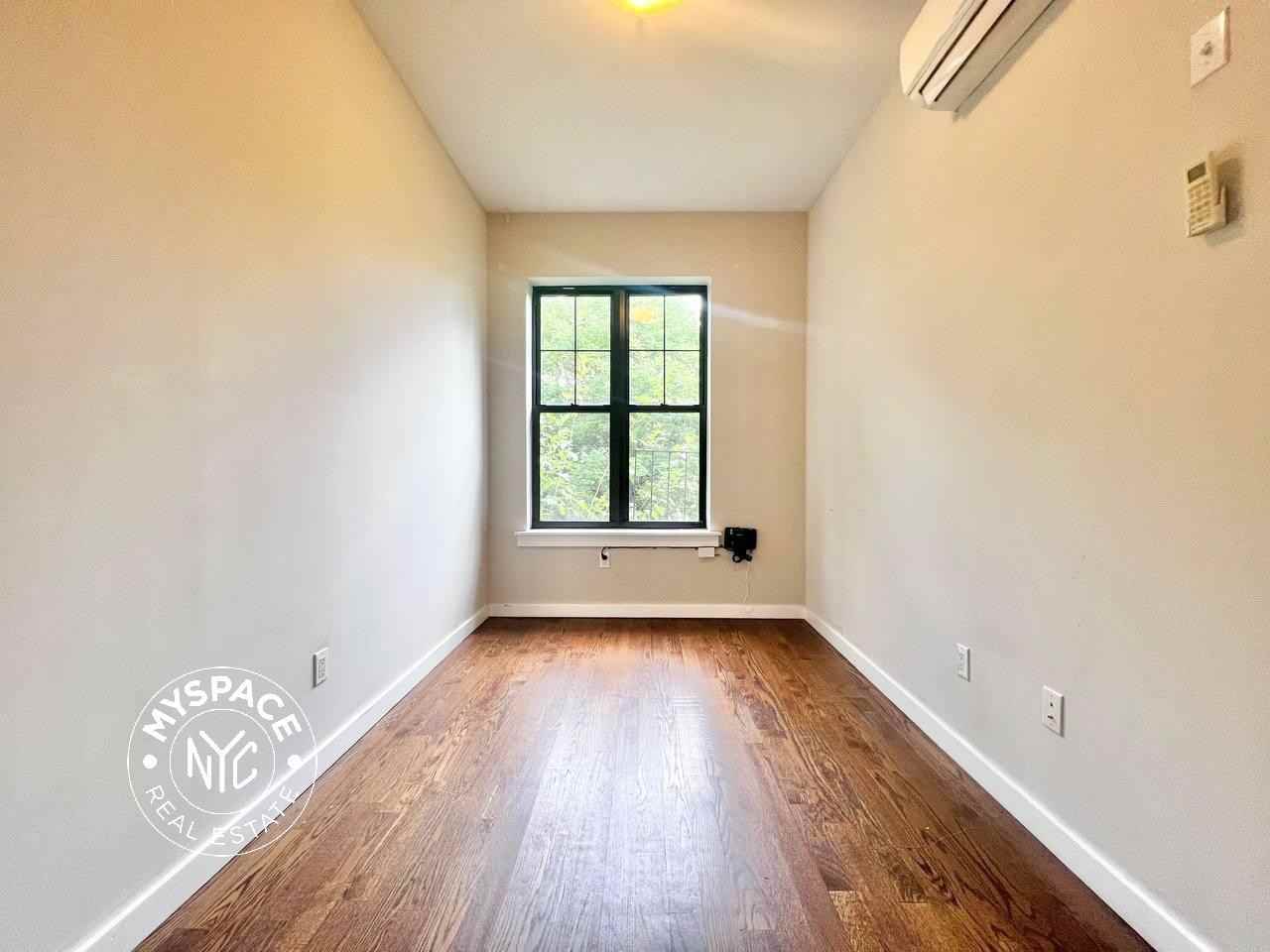 188 Stockholm St #2L - Photo 6 of 10