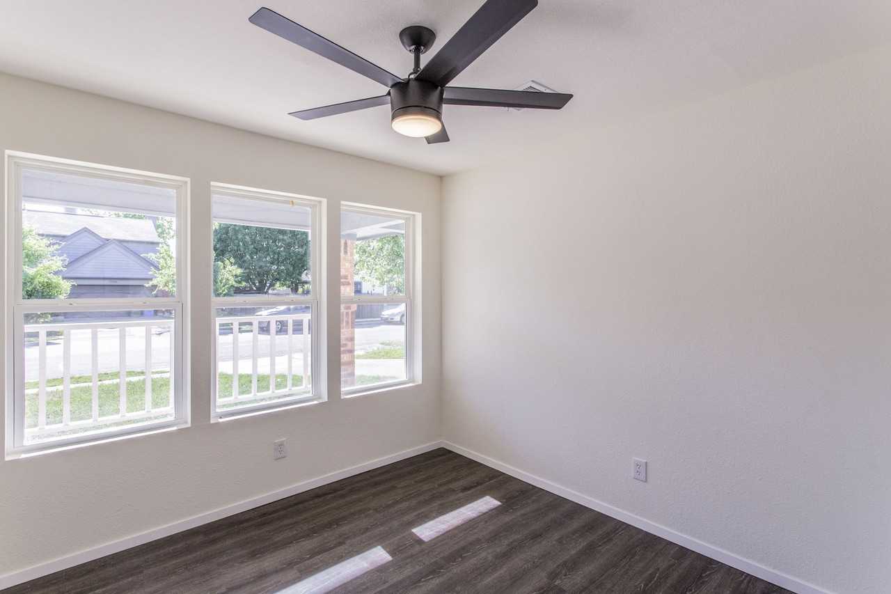 17009 Ardisia Dr - Photo 4 of 15