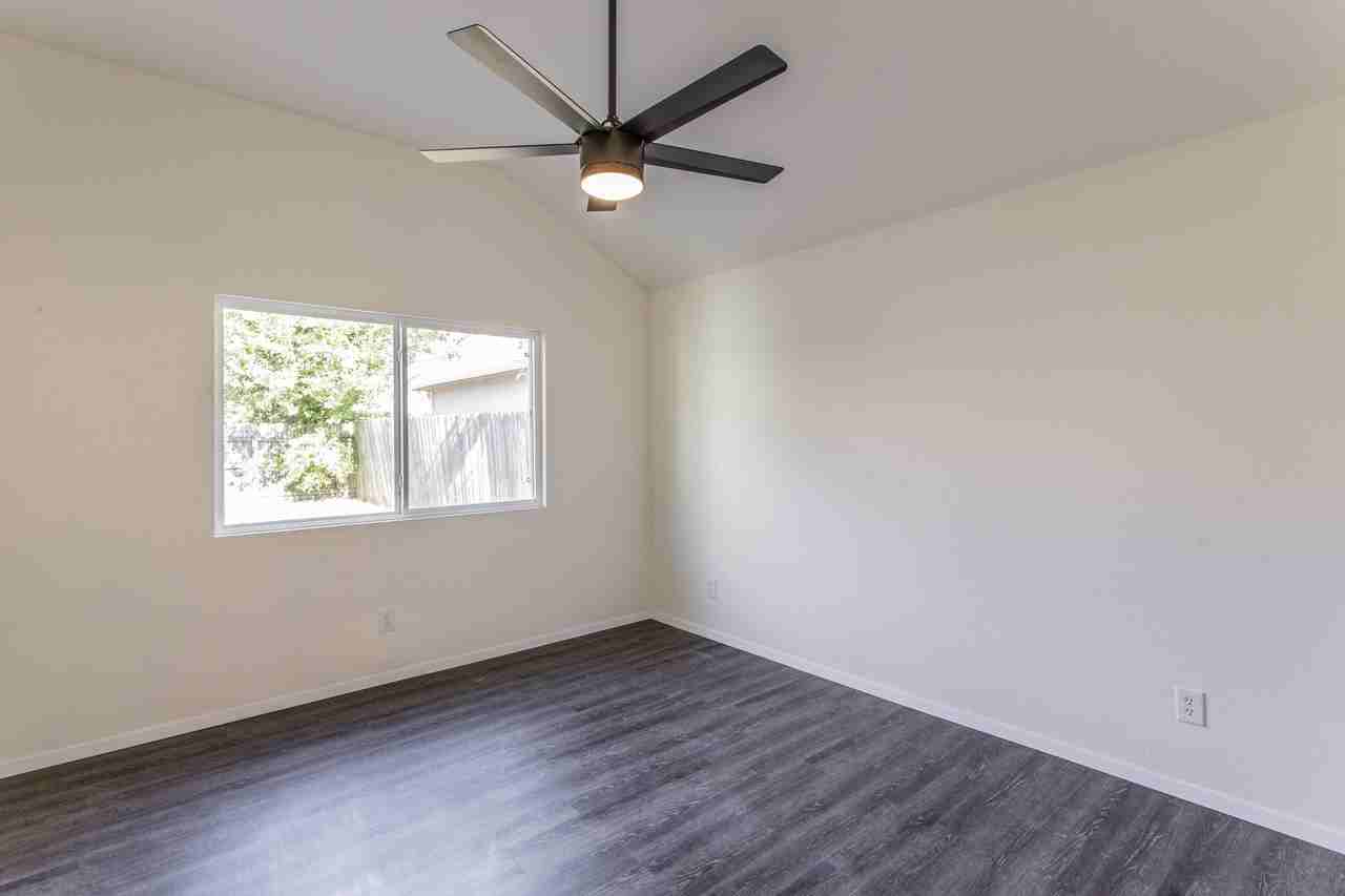 17009 Ardisia Dr - Photo 5 of 15