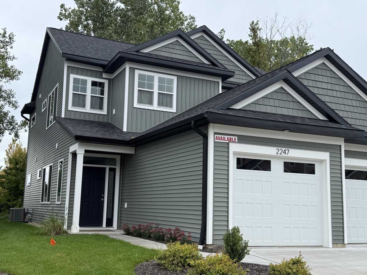 2247 Watertown Way