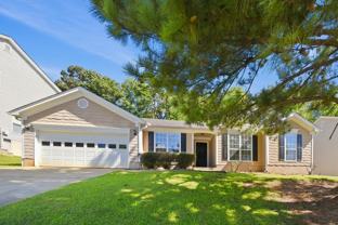 422 Shoal Cir - Photo 1 of 1