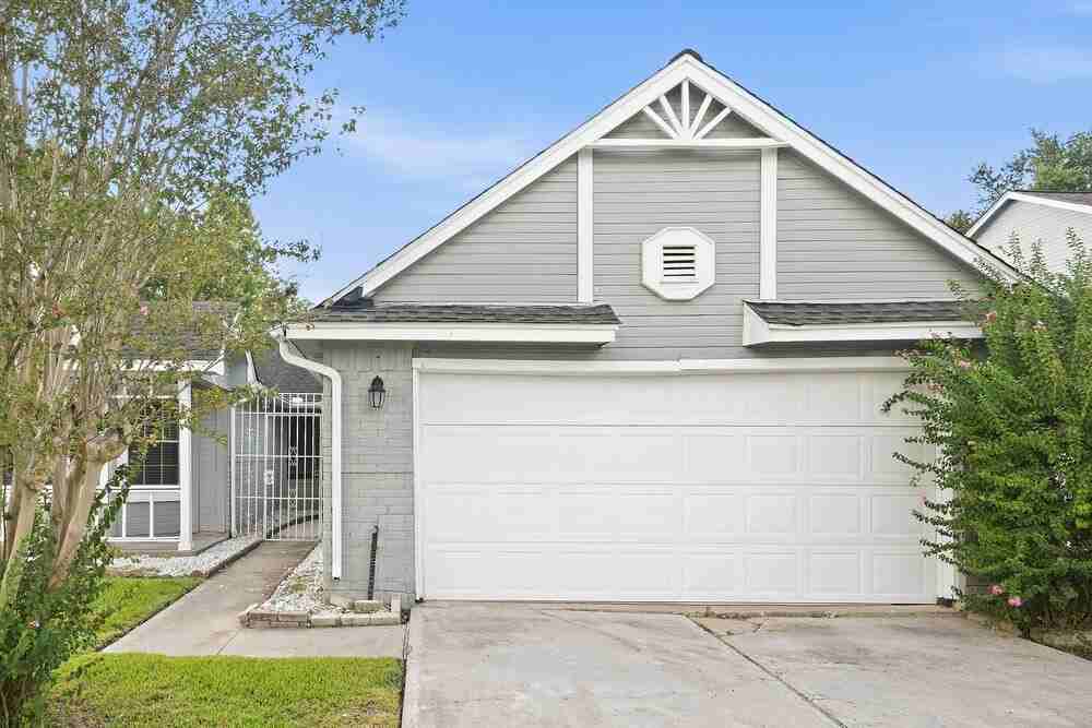 2714 Ashford Trail Dr