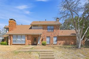 featured image of 839 Woodridge Dr
