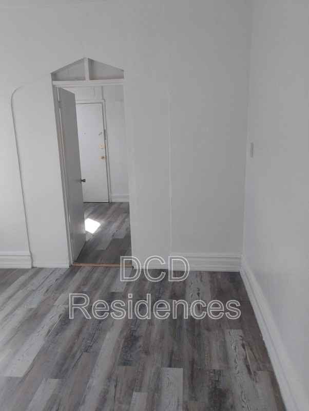 95 Montclair Ave #3R - Photo 3 of 12