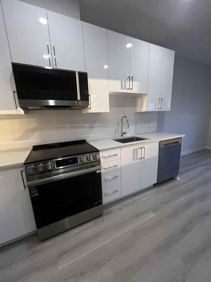 8423 Cedar Street #311 - Photo 4 of 13