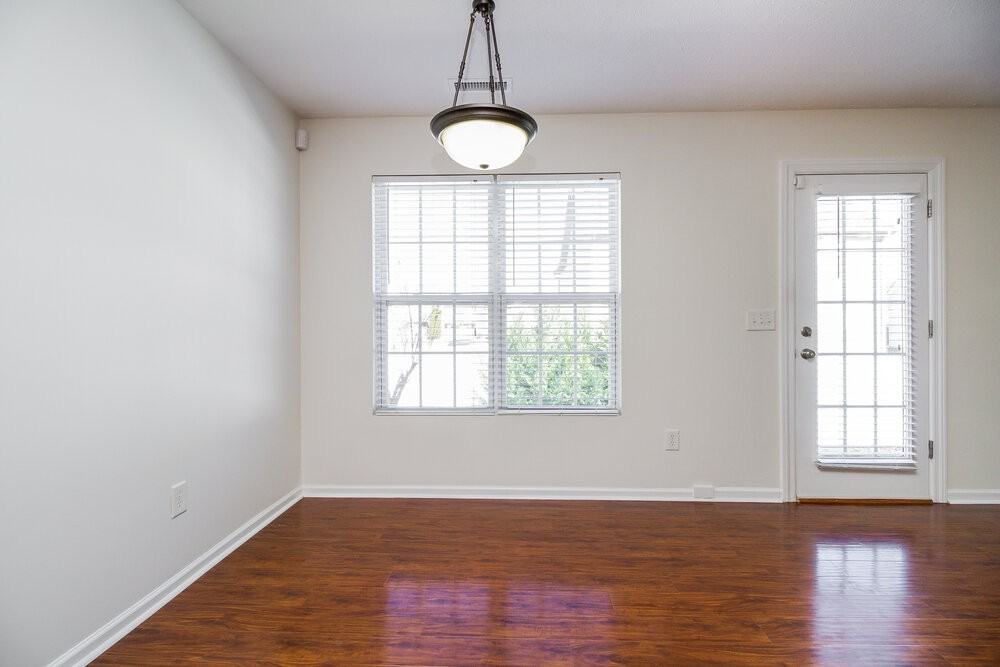 1632 Antebellum Dr - Photo 4 of 20