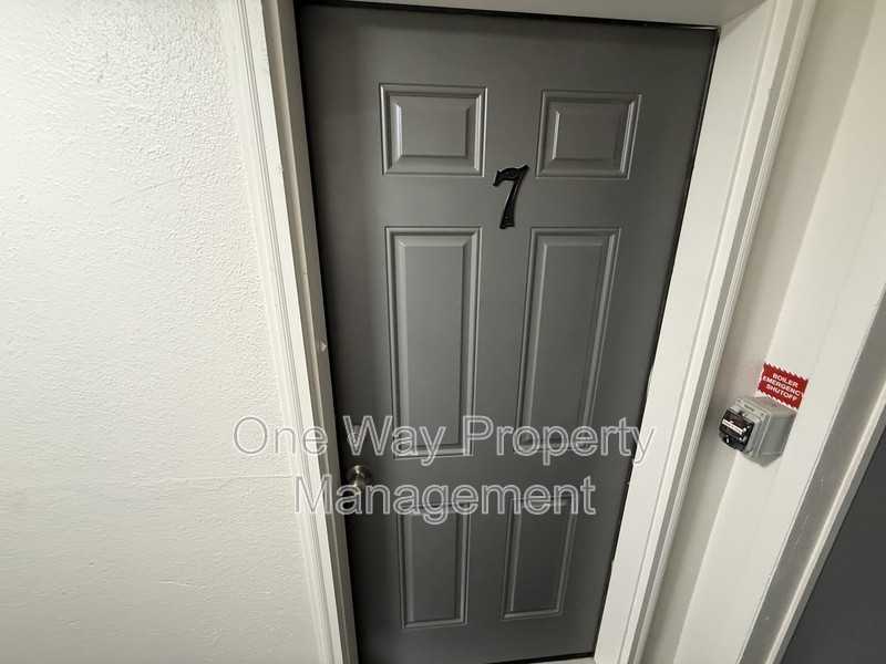 205 S 3rd Ave - Photo 2 of 10