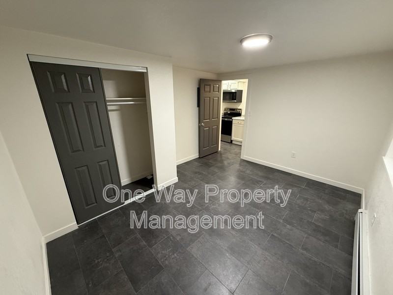 205 S 3rd Ave - Photo 3 of 10