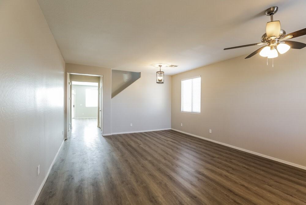 6516 S 74th Ln - Photo 5 of 17