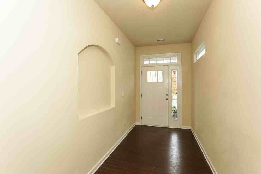 434 Knothole Ln - Photo 2 of 18