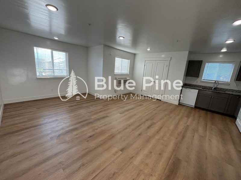 5941 N Freedom Rd #4 - Photo 2 of 15