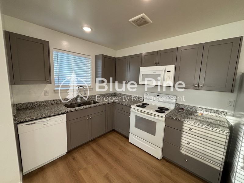 5941 N Freedom Rd #3 - Photo 5 of 15