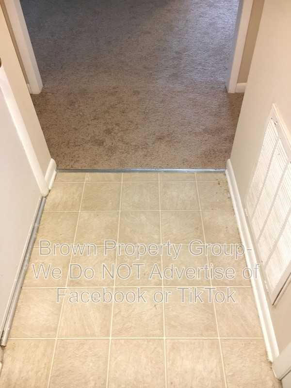 3324 Red Fox Rd - Photo 4 of 27
