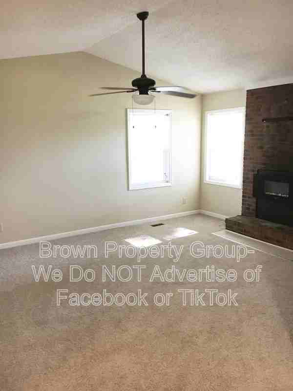 3324 Red Fox Rd - Photo 5 of 27
