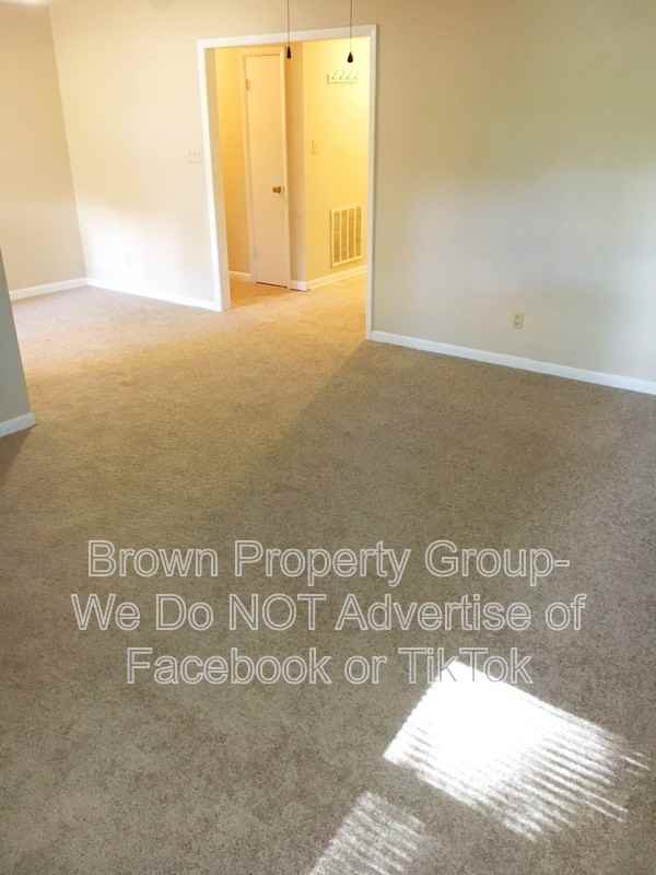 3324 Red Fox Rd - Photo 7 of 27